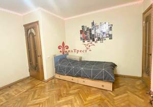 2-к квартира, вторичка, 42м2, 4/5 этаж