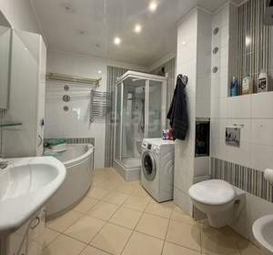 3-к квартира, вторичка, 103м2, 3/10 этаж