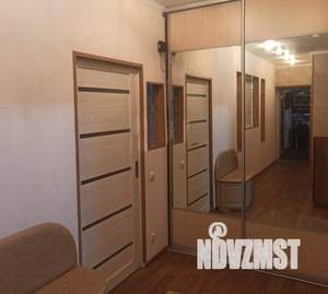 2-к квартира, вторичка, 66м2, 8/17 этаж