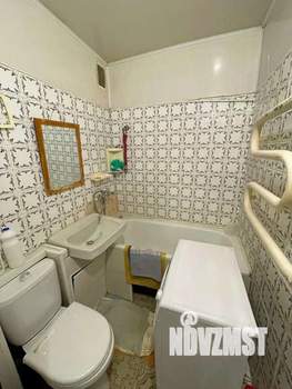 2-к квартира, вторичка, 43м2, 1/4 этаж