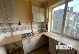 3-к квартира, вторичка, 58м2, 3/5 этаж