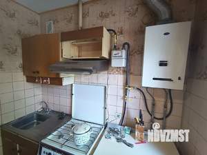 2-к квартира, вторичка, 42м2, 1/5 этаж