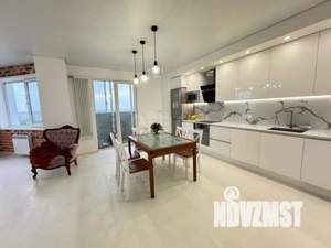 3-к квартира, вторичка, 115м2, 10/16 этаж