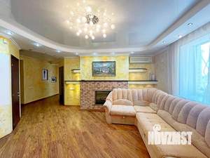 4-к квартира, вторичка, 104м2, 2/5 этаж