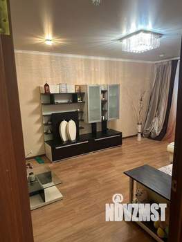 2-к квартира, вторичка, 61м2, 1/6 этаж