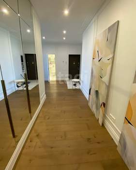 3-к квартира, вторичка, 130м2, 6/17 этаж