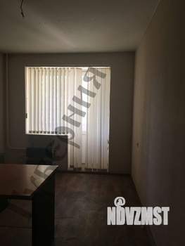 3-к квартира, вторичка, 81м2, 1/10 этаж