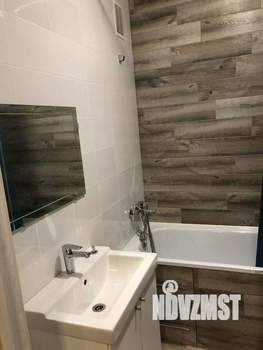 2-к квартира, вторичка, 60м2, 9/15 этаж