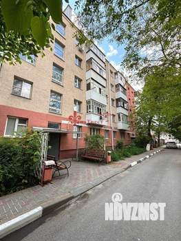 1-к квартира, вторичка, 32м2, 4/5 этаж