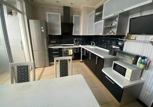 3-к квартира, вторичка, 98м2, 13/13 этаж