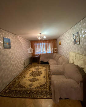 2-к квартира, вторичка, 61м2, 1/10 этаж