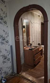 4-к квартира, вторичка, 61м2, 3/5 этаж