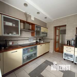 3-к квартира, вторичка, 103м2, 3/9 этаж
