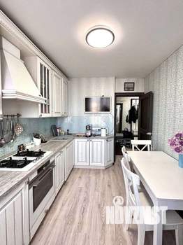 3-к квартира, вторичка, 61м2, 4/10 этаж