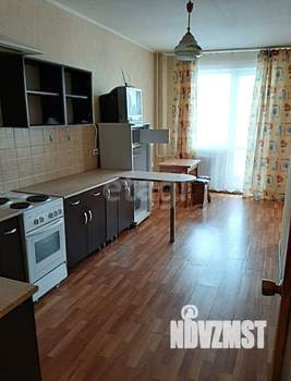 Студия квартира, вторичка, 64м2, 4/15 этаж
