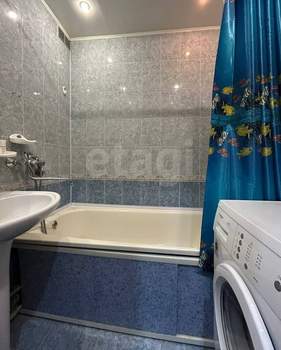 3-к квартира, вторичка, 71м2, 1/10 этаж