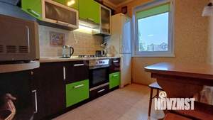 4-к квартира, вторичка, 61м2, 5/5 этаж