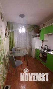 3-к квартира, вторичка, 58м2, 1/9 этаж