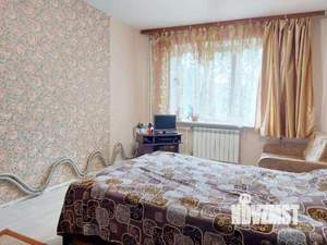 3-к квартира, вторичка, 64м2, 1/10 этаж
