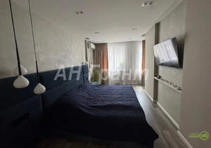 4-к квартира, вторичка, 128м2, 2/5 этаж