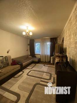 3-к квартира, вторичка, 61м2, 1/5 этаж