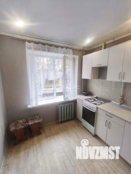 2-к квартира, вторичка, 45м2, 1/9 этаж
