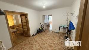 3-к квартира, вторичка, 73м2, 1/17 этаж