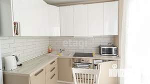 2-к квартира, вторичка, 52м2, 3/18 этаж