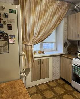 3-к квартира, вторичка, 58м2, 5/5 этаж