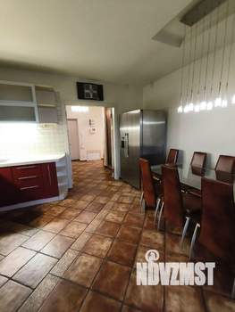 3-к квартира, вторичка, 128м2, 8/9 этаж