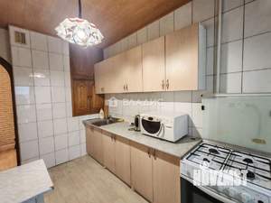 4-к квартира, вторичка, 76м2, 9/9 этаж