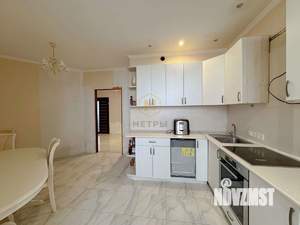 2-к квартира, вторичка, 85м2, 9/16 этаж