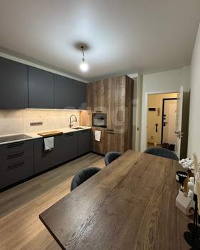 2-к квартира, вторичка, 61м2, 11/18 этаж