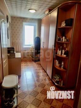 2-к квартира, вторичка, 64м2, 4/10 этаж