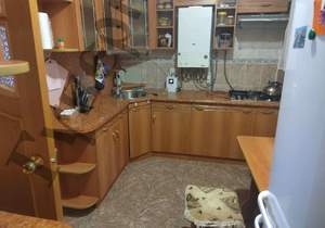 3-к квартира, вторичка, 53м2, 1/1 этаж