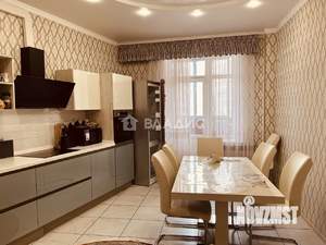 3-к квартира, вторичка, 131м2, 7/13 этаж