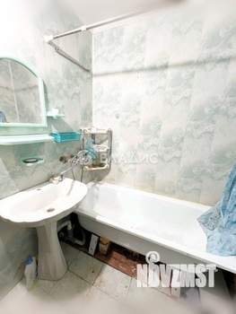 2-к квартира, вторичка, 45м2, 1/10 этаж