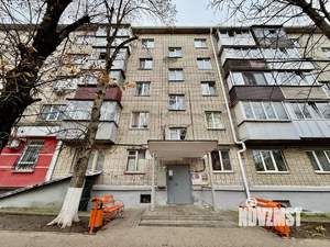 2-к квартира, вторичка, 43м2, 1/5 этаж