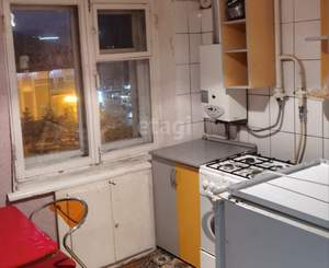 2-к квартира, вторичка, 42м2, 4/4 этаж