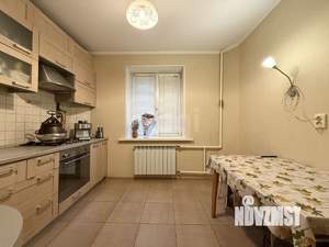 3-к квартира, вторичка, 63м2, 1/9 этаж