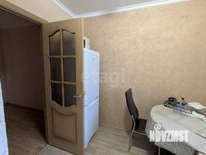 2-к квартира, вторичка, 60м2, 1/10 этаж