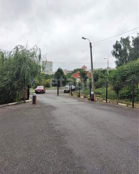 3-к квартира, вторичка, 106м2, 2/4 этаж