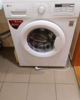 2-к квартира, вторичка, 57м2, 9/9 этаж