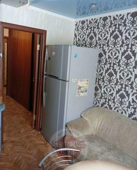 3-к квартира, вторичка, 72м2, 1/10 этаж