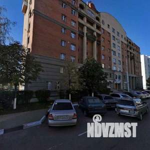 4-к квартира, вторичка, 122м2, 2/10 этаж