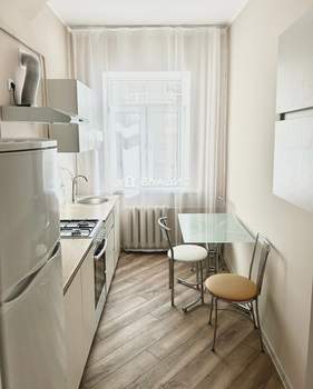 3-к квартира, вторичка, 68м2, 2/2 этаж