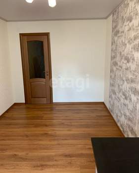 4-к квартира, вторичка, 93м2, 2/12 этаж