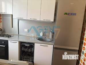 2-к квартира, вторичка, 62м2, 1/10 этаж