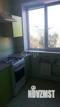 3-к квартира, вторичка, 62м2, 5/5 этаж