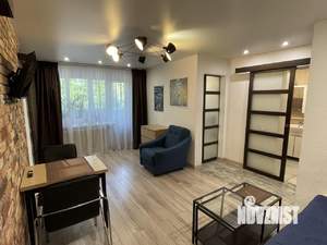 2-к квартира, вторичка, 42м2, 2/3 этаж